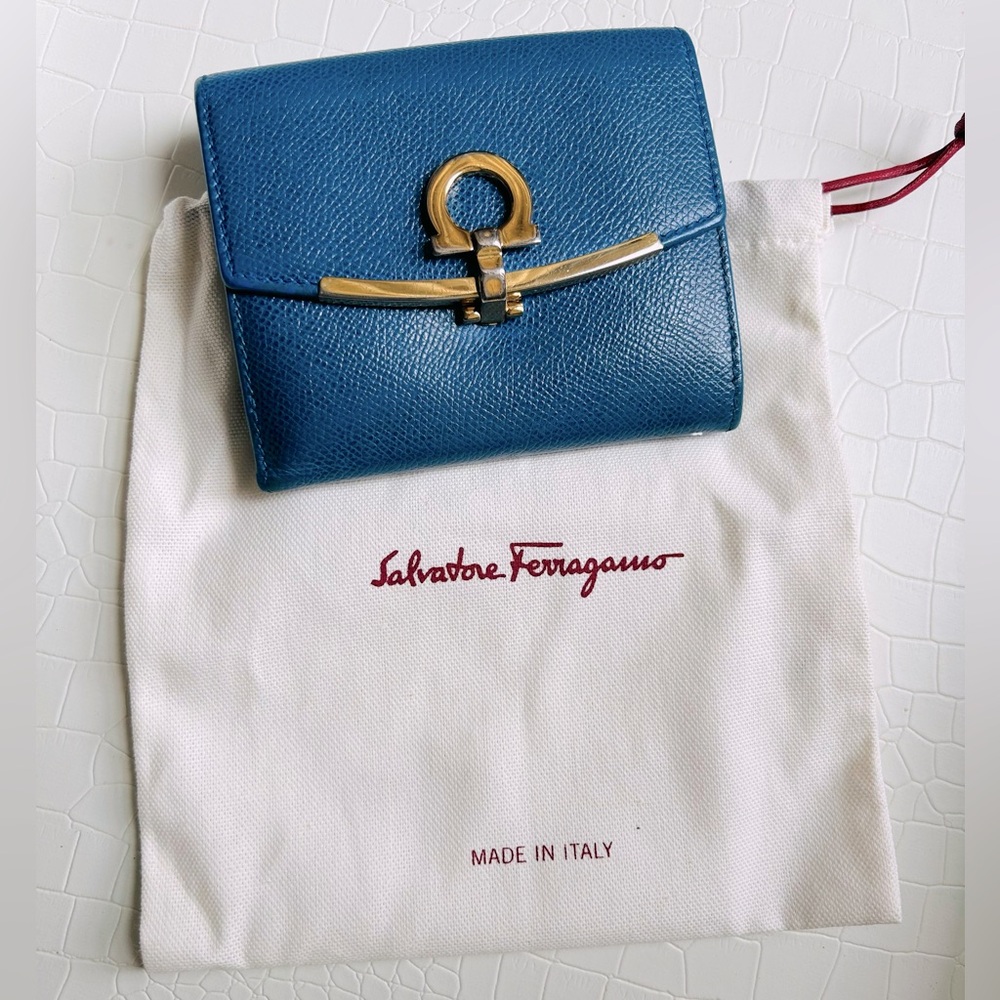 Salvatore Ferragamo Gancini Double Fold Wallet in Blue Color